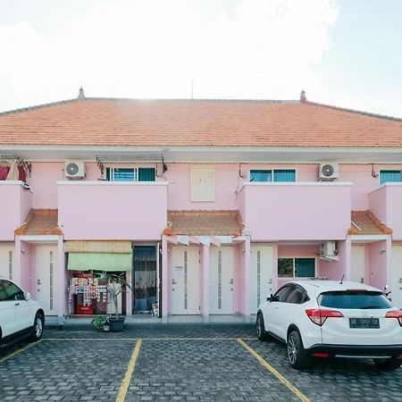 Reddoorz At Kawaii Apartment Jimbaran Balian Dış mekan fotoğraf